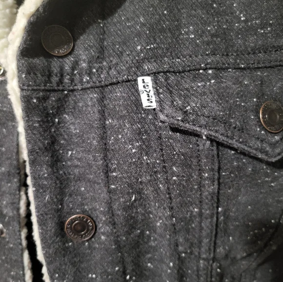 Levis Original Sherpa Trucker Jacket - Picture 2 of 7